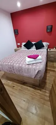 Cama o camas de una habitación en amor por madrid infantas 7,1