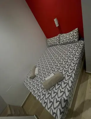 Cama o camas de una habitación en amor por madrid infantas 7,1