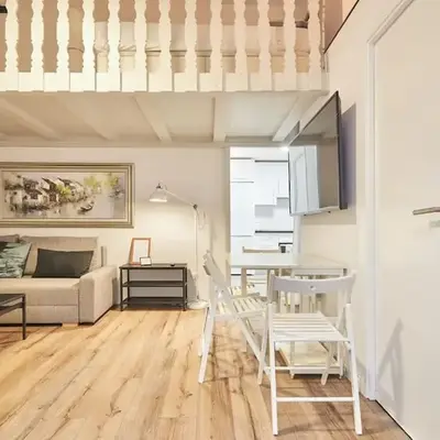APARTAMENTO CON ENCANTO EN SOL - MADRID #A