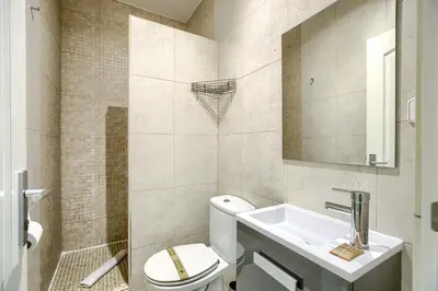 Un baño de Callao Central - Apartamento de 1 dormitorio