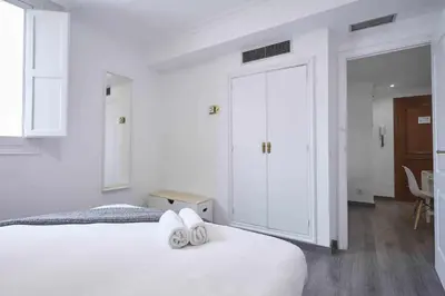 Cama o camas de una habitación en Apartamento VI Alcalá-Retiro. Ideal Parejas