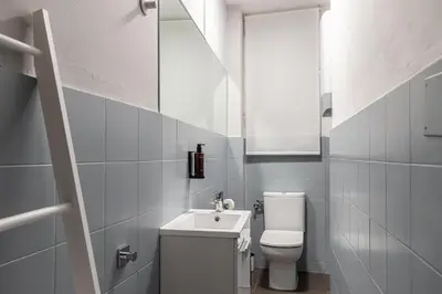 Un baño de Waou Essence I Los Austrias - Corta Duración