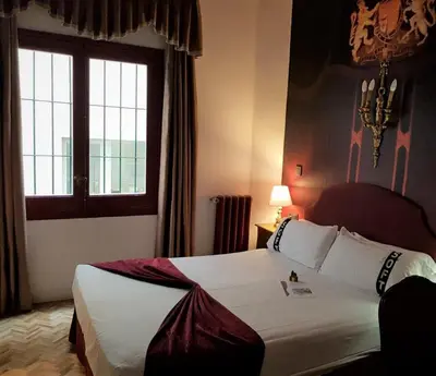 Cama o camas de una habitación en Casual del Teatro Madrid