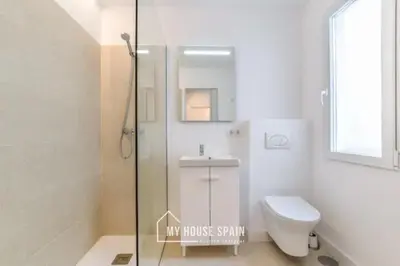 Un baño de MyHouseSpain - Moderno piso en Embajadores