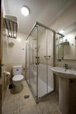 Un baño de Hostal Las Fuentes