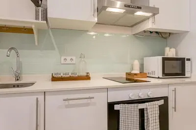Una cocina o zona de cocina en Housing El Rastro by SharingCo