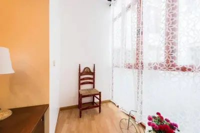 Plano de Luminoso Apartamento en Lavapiés-Tirso de Molina