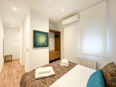 Cama o camas de una habitación en Piso Acogedor2H/2B Barrio Salamanca Berlany España