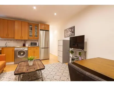 Una cocina o zona de cocina en Bonito apartamento en B. Salamanca H34