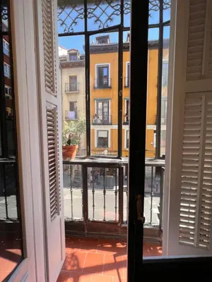 Un balcón o terraza de Urban rooms Fuencarral
