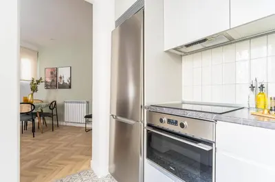 Una cocina o zona de cocina en Limehome Madrid Calle de Luchana - estancia temporal