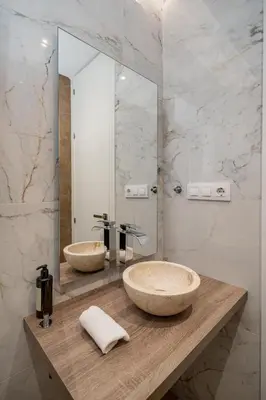Un baño de Chueca II calle Barco 2BR 2BH