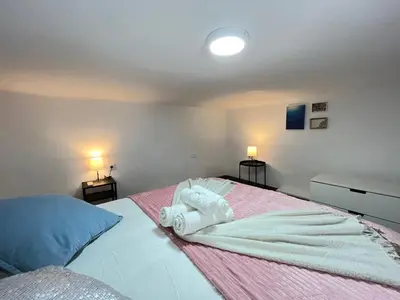 Cama o camas de una habitación en Encantador Madrid Val Izq Temporal