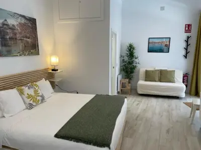 Cama o camas de una habitación en (J3) Apartamento céntrico en Madrid