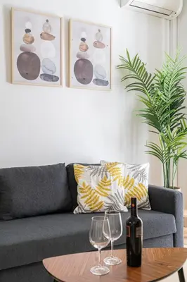 Zona de estar de For You Rentals Elegante y bonito apartamento TEMPORAL en el Corazón de Madrid DIN131C