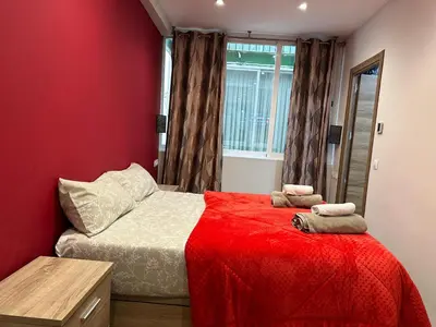 Cama o camas de una habitación en Corazón de Hortaleza 2