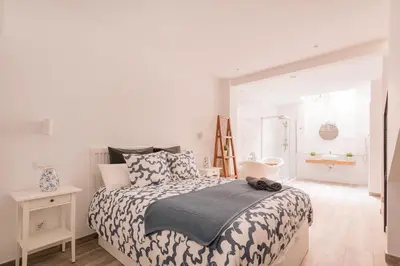 Cama o camas de una habitación en Dúplex en Antón Martín 4 Personas