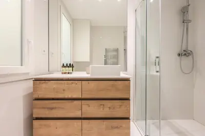 Un baño de AmazINN Collection Madrid Embajadores