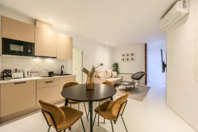 Una cocina o zona de cocina en AmazINN Collection Madrid Embajadores