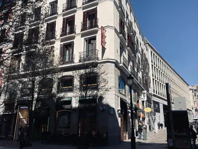 Edificio en el que se encuentra el apartamento