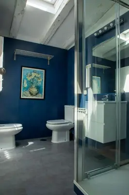 Un baño de ÁTICO CENTRO HISTÓRICO MADRID