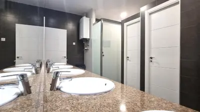 Un baño de SPACE CENTER MADRID