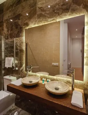 Un baño de Goya II calle General Pardiñas 2BR 1BH