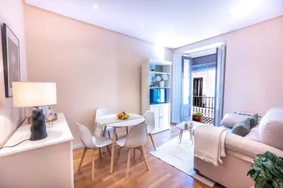 Zona de estar de For you Rentals Elegante y colonial Apartamento TEMPORAL en Malasaña MAD283