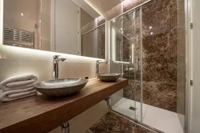 Un baño de Goya III 3BR 2BH