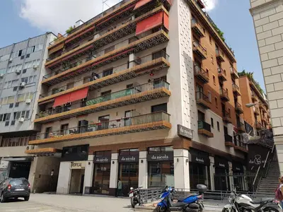 Edificio en el que se encuentra el apartamento